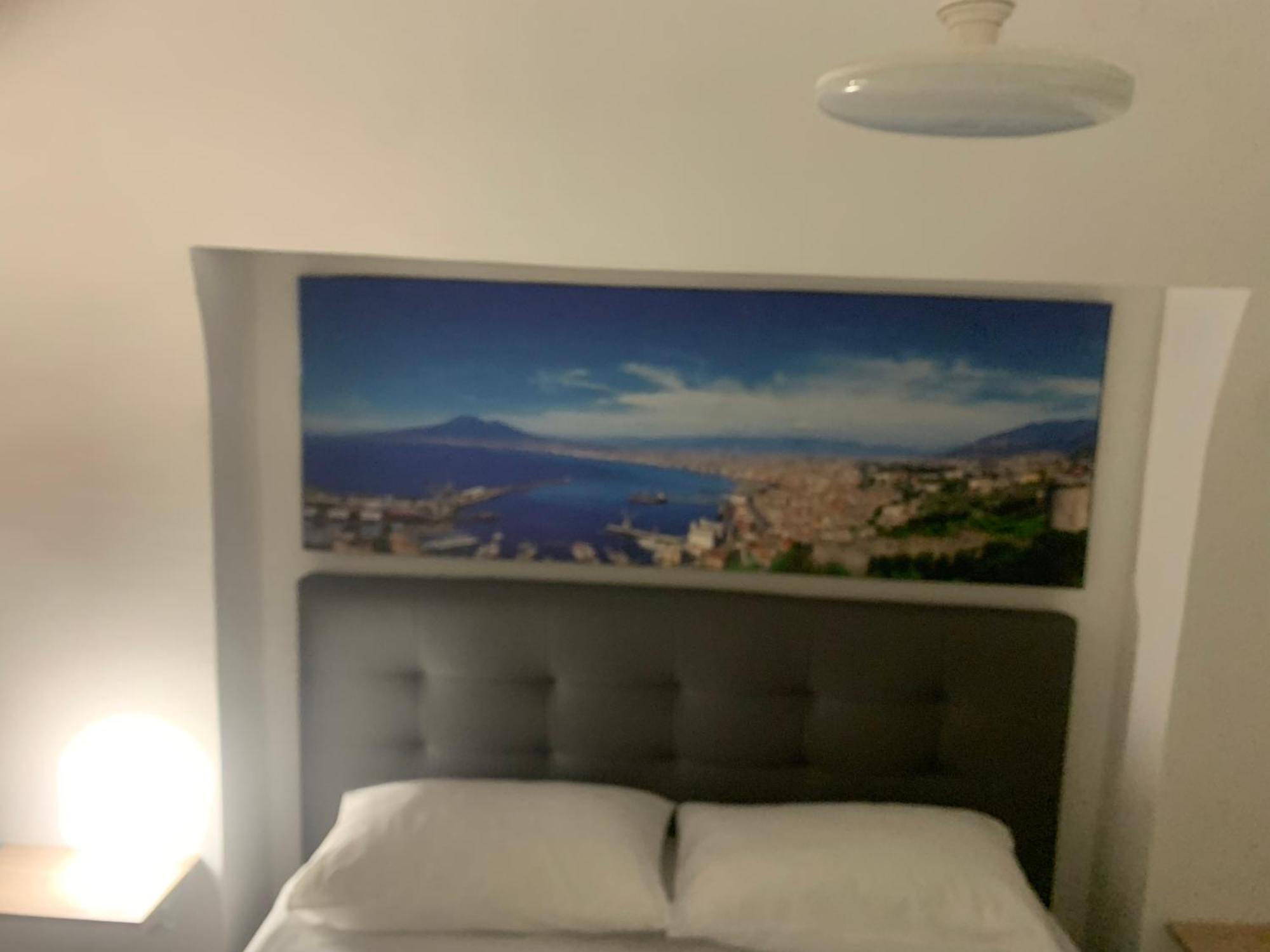 Viky House Chiaja 1 Apartment Naples Luaran gambar